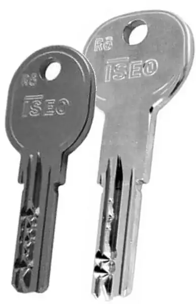 cle ISEO R6-city N° commence par AG..AC..